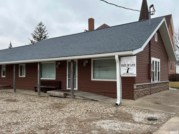 10 N Orchard St, Ipava, IL 61441