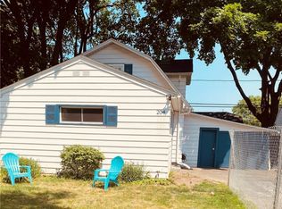 204 Sparling Dr, Rochester, NY 14616