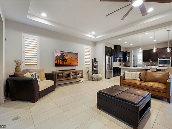5th image of 11857 Albissola Ave