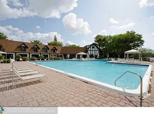 3690 Inverrary Dr APT 3J, Fort Lauderdale, FL 33319