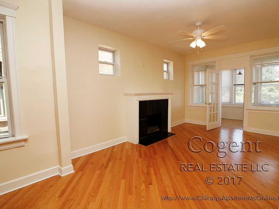 1st image of 3019 W Diversey Ave APT 3