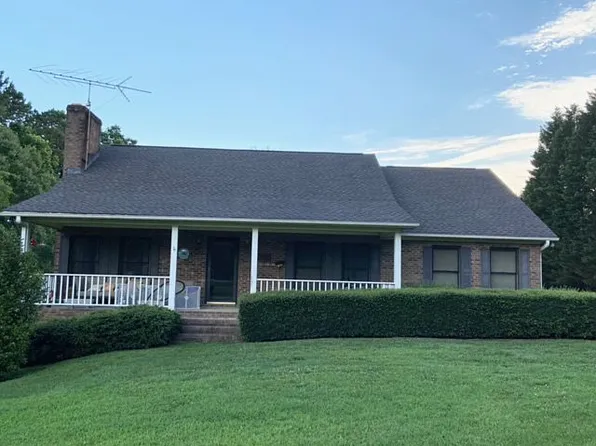 1187 Rosebud Rd, Walnut Cove, NC 27052