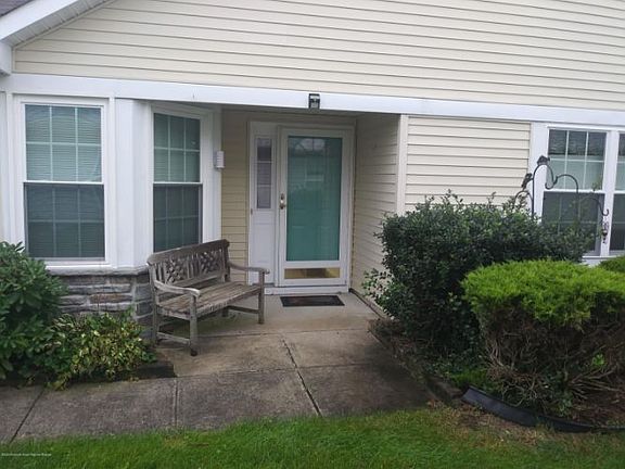 3rd image of 3599 Vicari Ave