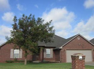 17301 Zinc Dr, Edmond, OK 73012