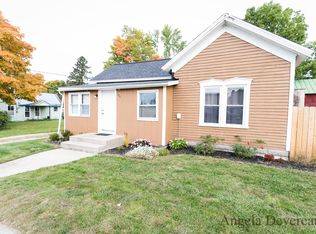 126 W Cross St, Clarksville, MI 48815