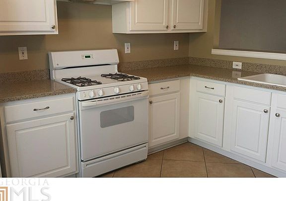 2nd image of 10900 Wittenridge Dr