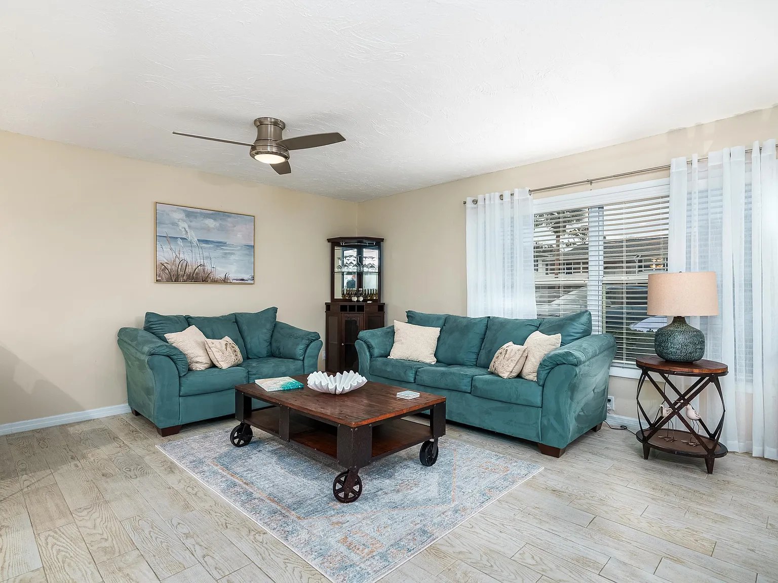 695 A1a N — Photo 3