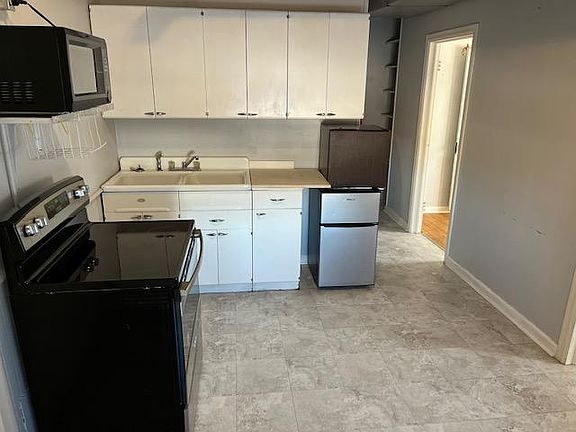 5th image of 59 1/2 E Jefferson St #B