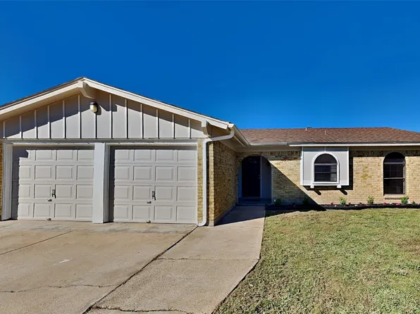 6425 Dorchester Trl, North Richland Hills, TX 76182