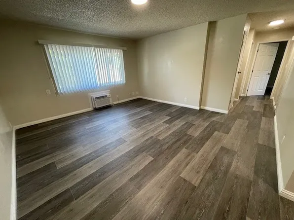 1030 S 12th St APT F3, San Jose, CA 95112