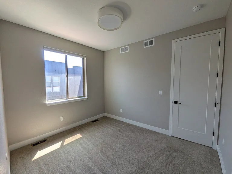 5009 S Prince Pl — Photo 20