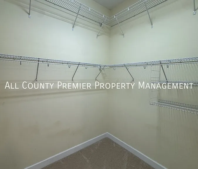 203 Spalding Way — Photo 22