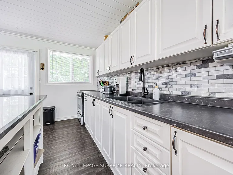 114 Desroches Trl — Photo 10