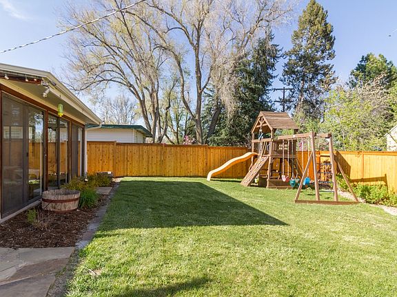 3rd image of 1738 Fairacre Dr