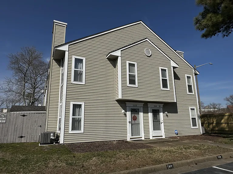 5608 Tourmaline Ct #1 — Photo 3