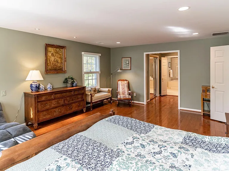 10117 Meyer Point Ter — Photo 19