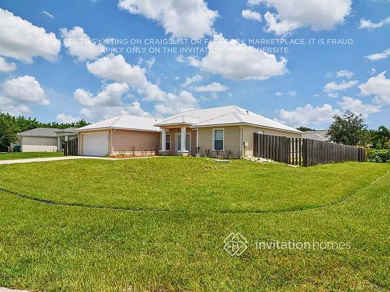 3597 SW Ronald St — Photo 2