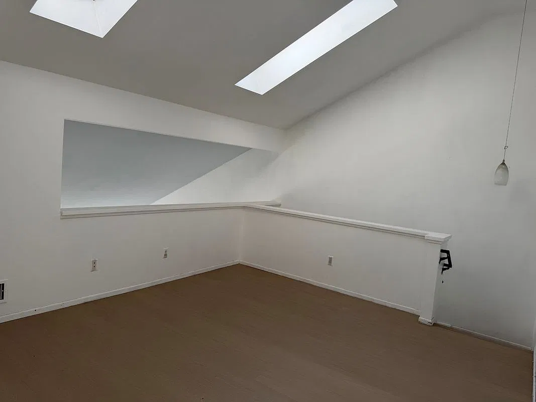 2 bed, 1.5 bath, 1000 sqft, $2,500 — Photo 3