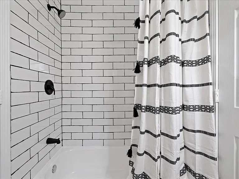 1801 Morehead Ave — Photo 14
