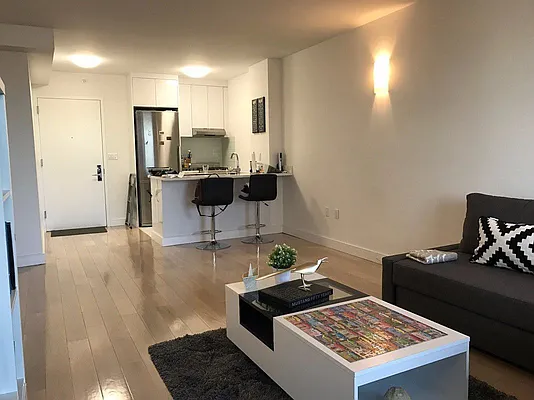 Rented by Keller Williams NYC | media 20