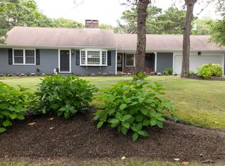 29 Coach Ln, Barnstable, MA 02630