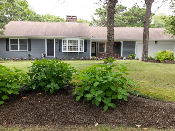 29 Coach Lane, Barnstable, MA 02630