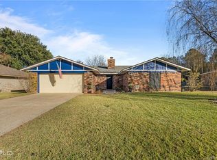 3104 Edgewood Dr, Haughton, LA 71037