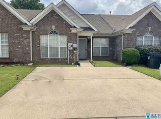 3025 Summit Ln, Fultondale, AL 35068