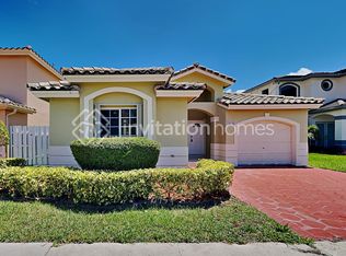 15646 SW 95th Ln, Miami, FL 33196