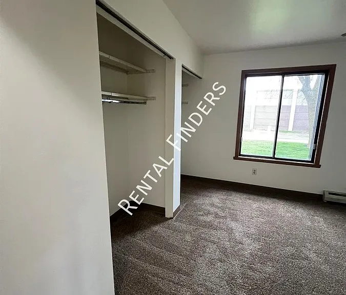 129 E Mitchell Ave #6 — Photo 4
