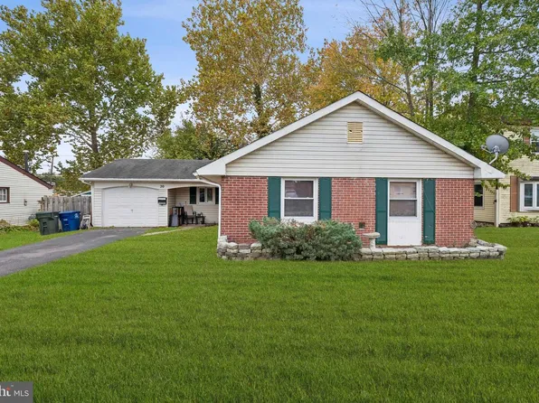 20 Pensdale Ln, Willingboro, NJ 08046