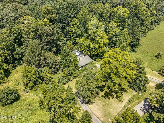 2nd image of 1309 Gamble Dr