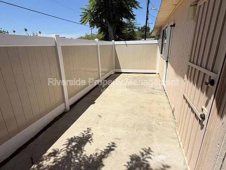 429 Glen Ave #C — Photo 8