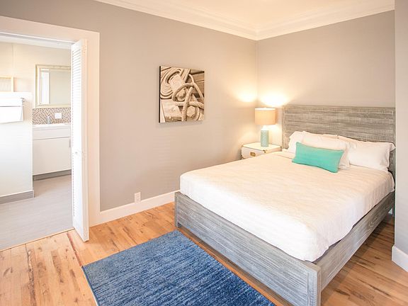 4th image of 149 Linden Ave #309