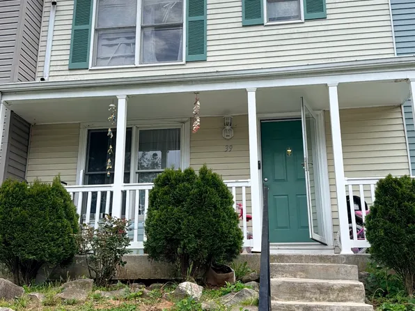 39 Craftsman Ct #1, Reisterstown, MD 21136