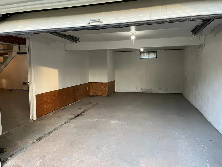548 Mountain Rd — Photo 16