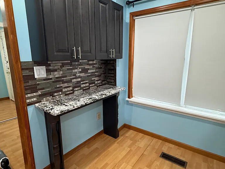 155 Liberty Dr — Photo 8