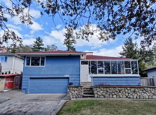 3933 Saanich Rd, Saanich, BC V8X 1Y7