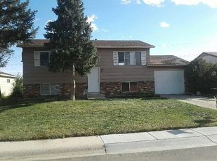 1648 Kensington Dr, Colorado Springs, CO 80906