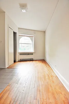 Rented by Balass Ralph, LREB | media 11