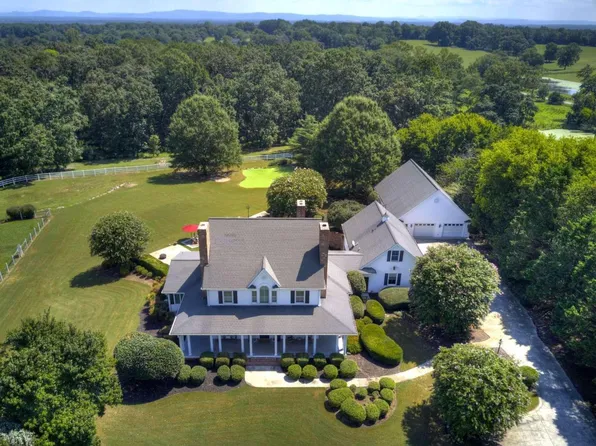 171 School House Rd NE, Calhoun, GA 30701