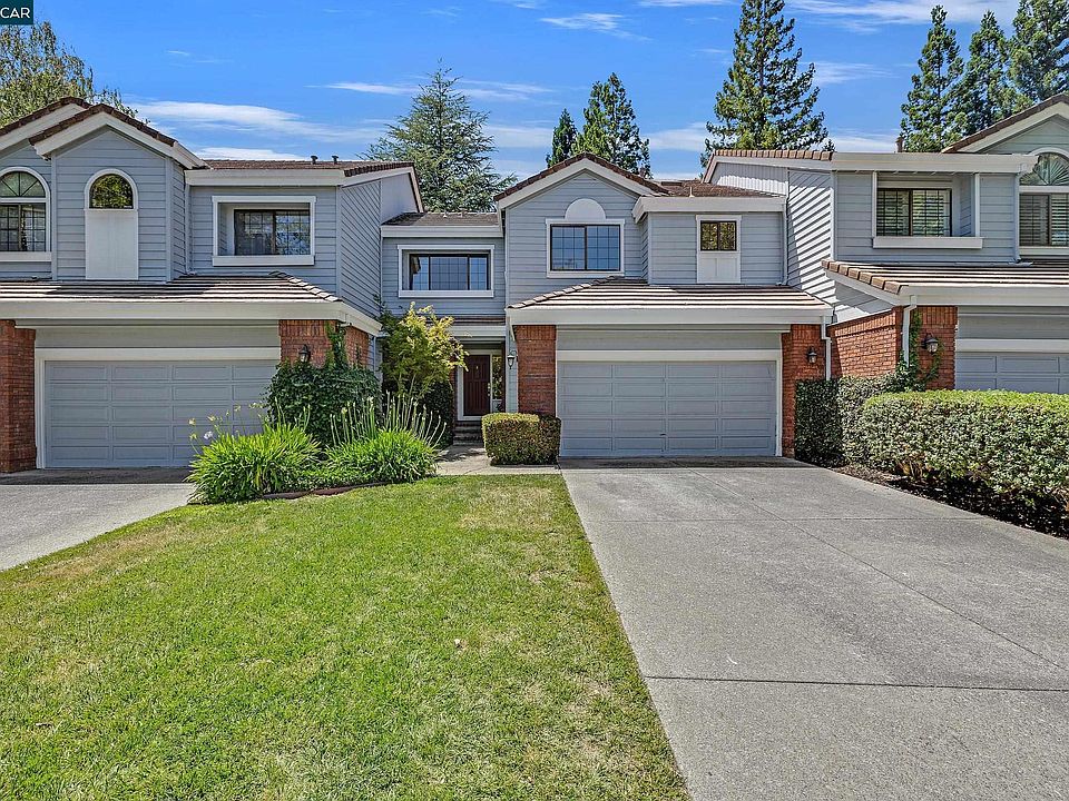1st image of 205 Kingswood Ct