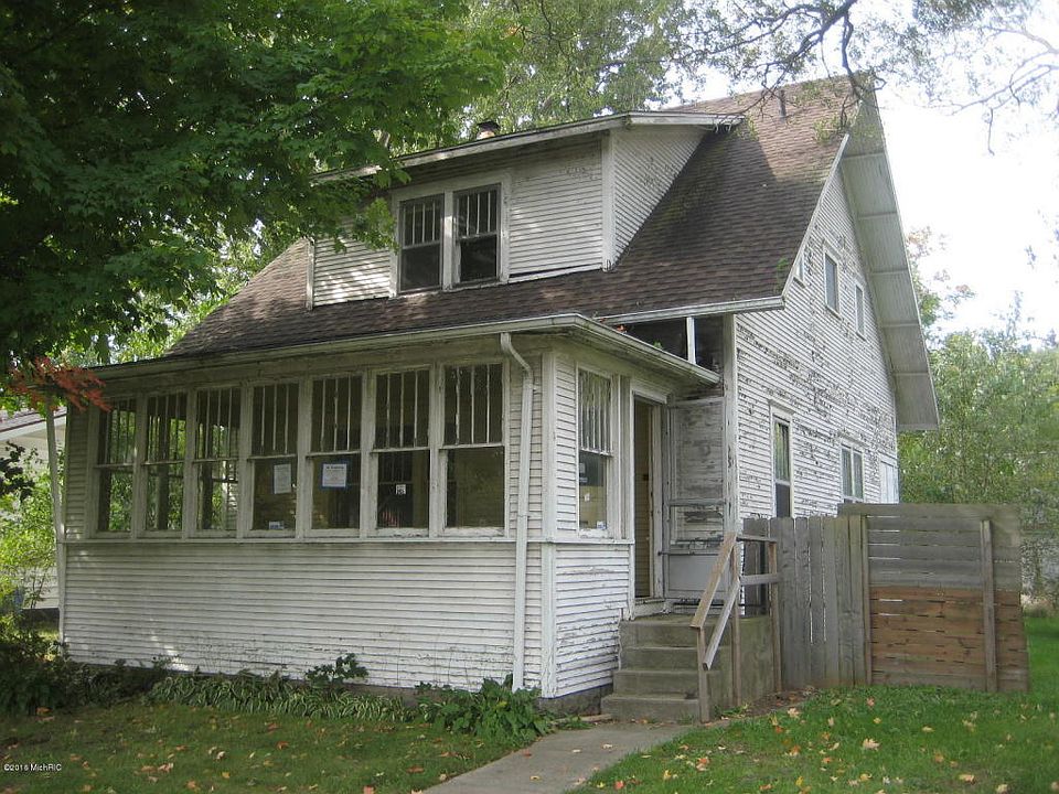 1st image of 980 Colfax Ave