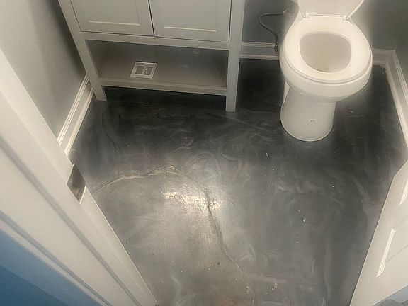 3rd image of 22301 Maple St