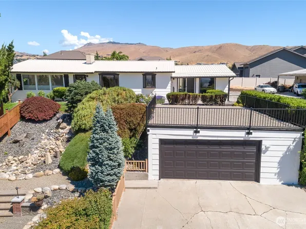 330 Sunnyslope Heights, Wenatchee, WA 98801