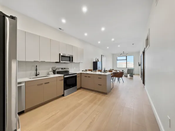 theJAV, 123 Essex St #860cf1566, Lawrence, MA 01840