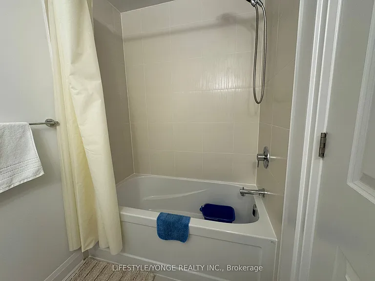 20 Gatineau Dr #1209 — Photo 13