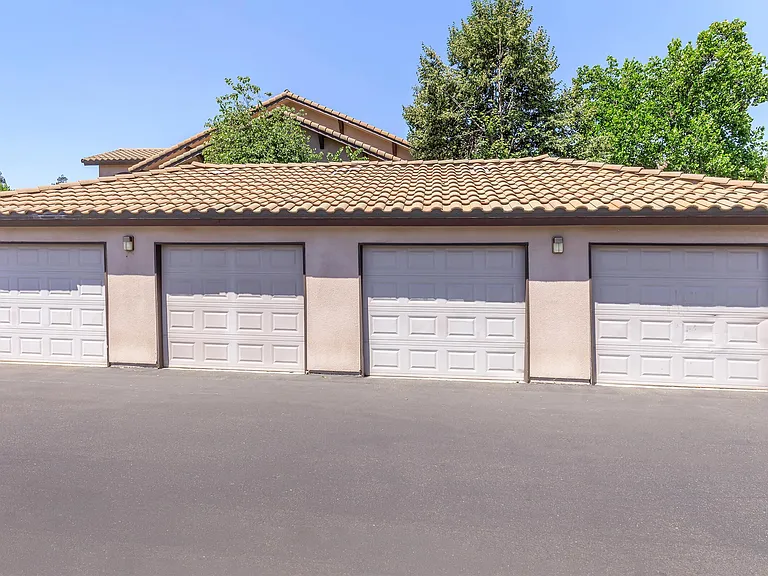 Palo Alto Place — Photo 29