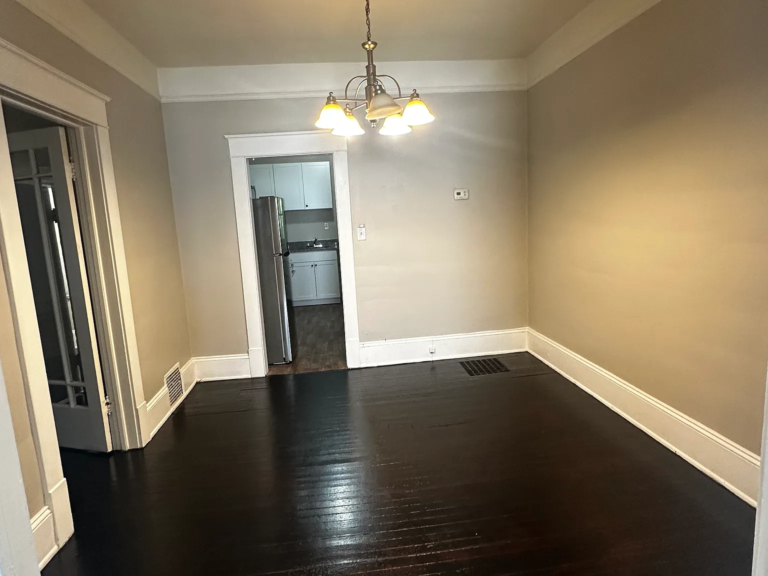 2 bed, 985 sqft, $1,200 — Photo 4