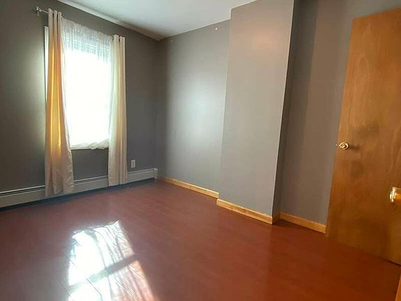 4th image of 24-08 21st Ave #2H